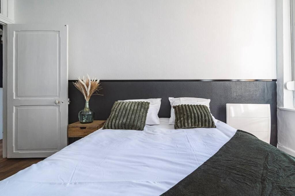 Le Cosy - 2 Chambres - Hyper Centre Ρενς Εξωτερικό φωτογραφία